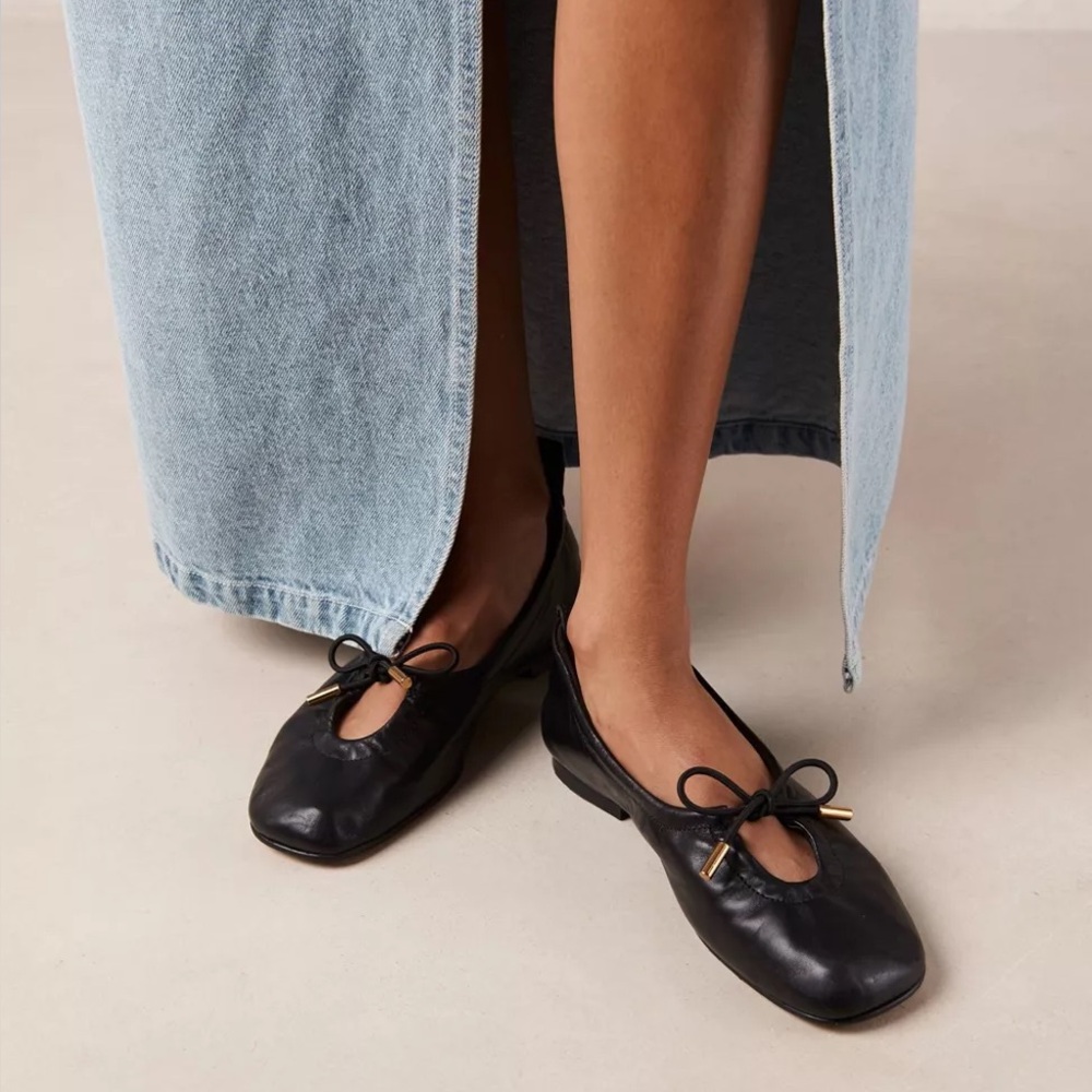 ALOHAS Rosalind Leather Ballet flats
